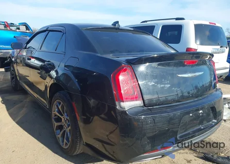 2018 Chrysler 300 Touring z USA, uszkodzony, nr VIN 2C3CCAAG0JH302007
